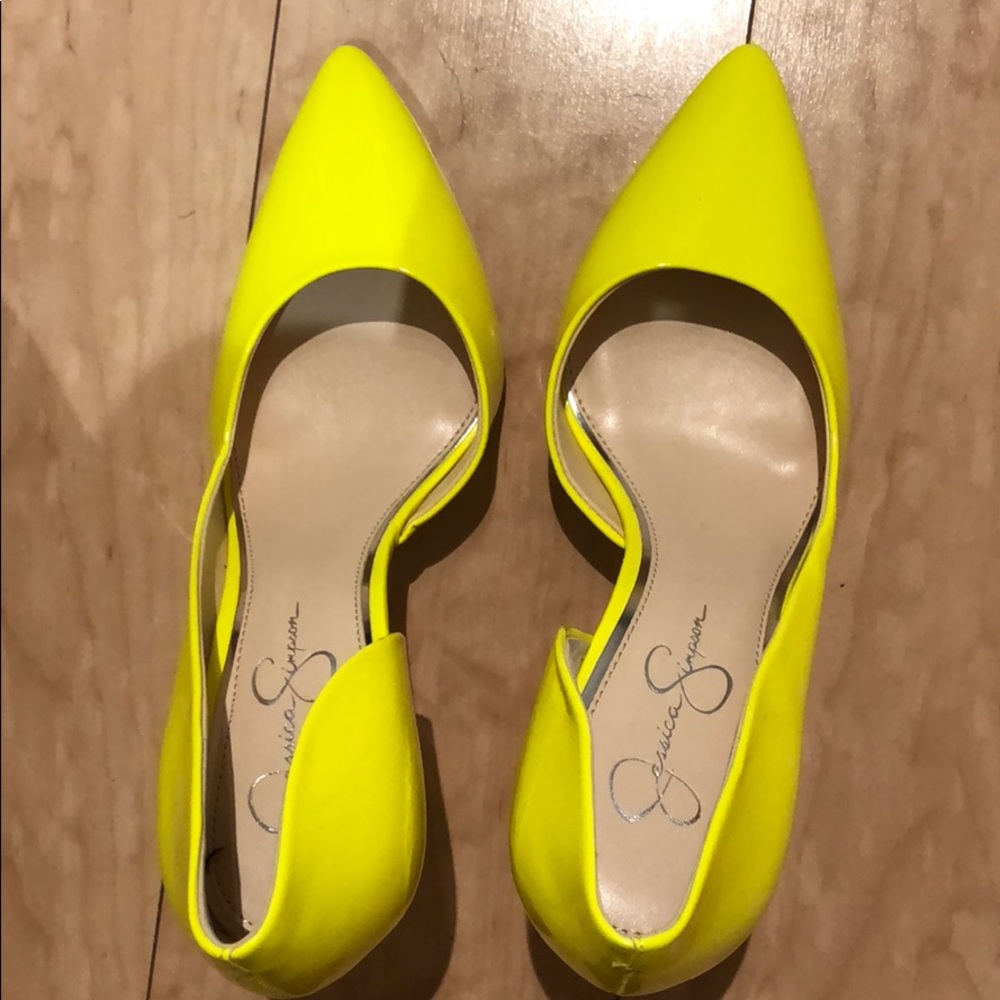 Jessica Simpson neon yellow Patent leather shoes
